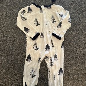 KYTE BABY ONESIE